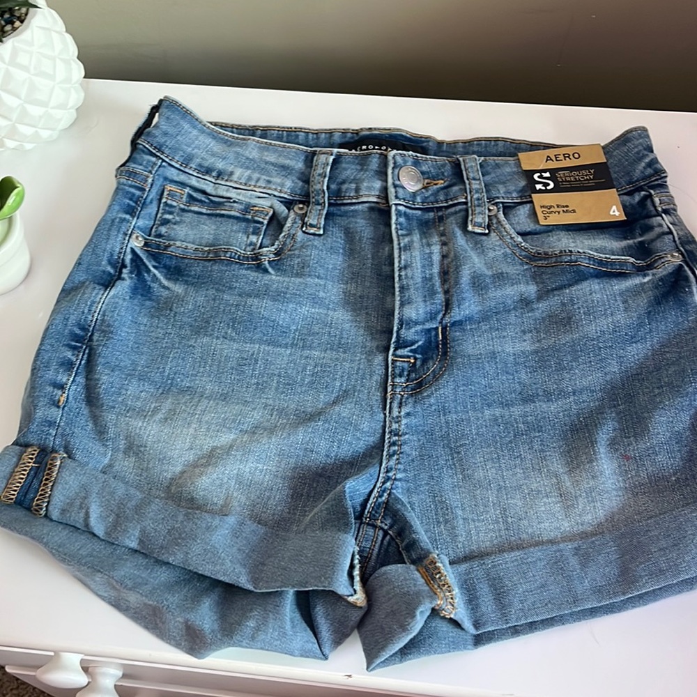 Brand new aero shorts